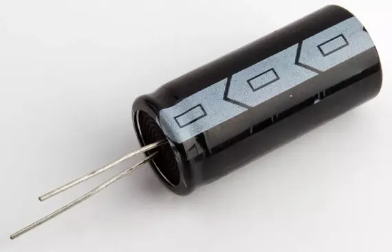 Конденсатор электролитический 100мкФ 400в 105°С CD263 / 18х35 / Elzet