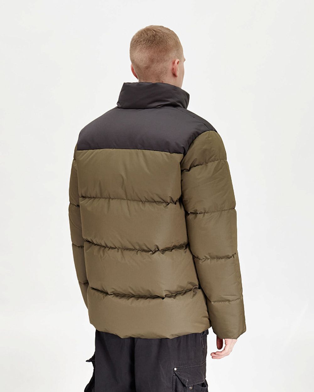 Купить Пуховик Anteater AW24 Downjacket Combo хаки Пуховик Anteater AW24 Downjacket Combo хаки