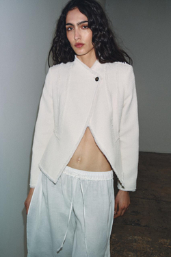 ZARA БЛЕЙЗЕР С БАСКОЙ И БАХРОМОЙ — ZW COLLECTION, ЭКРЮ