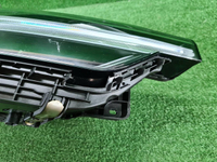 Фара правая Volvo XC60 2 (2017-2021) LED