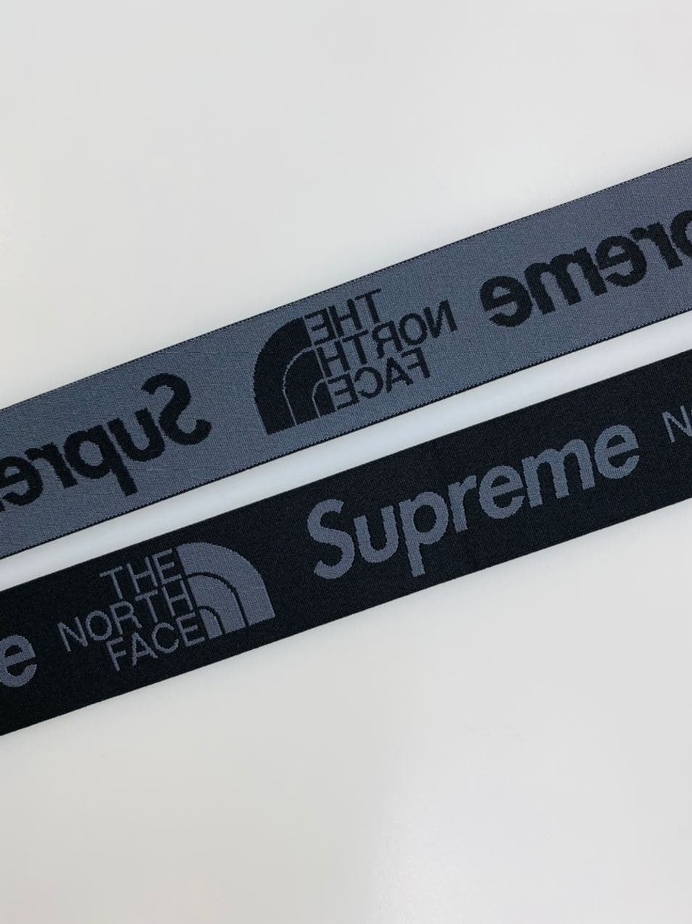 Резинка черная Supreme 4 см