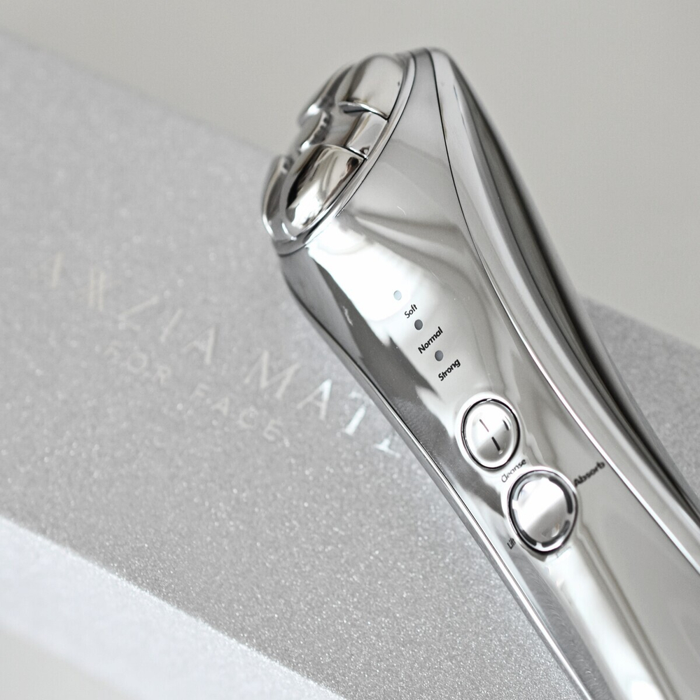 Бьюти-аппарат для ухода за лицом с EMS, LED, радиочастотами, ультразвуком и ионофорезом AXXZIA Mate For Face