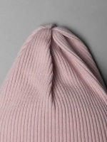 Розовая шапка детская бини на осень