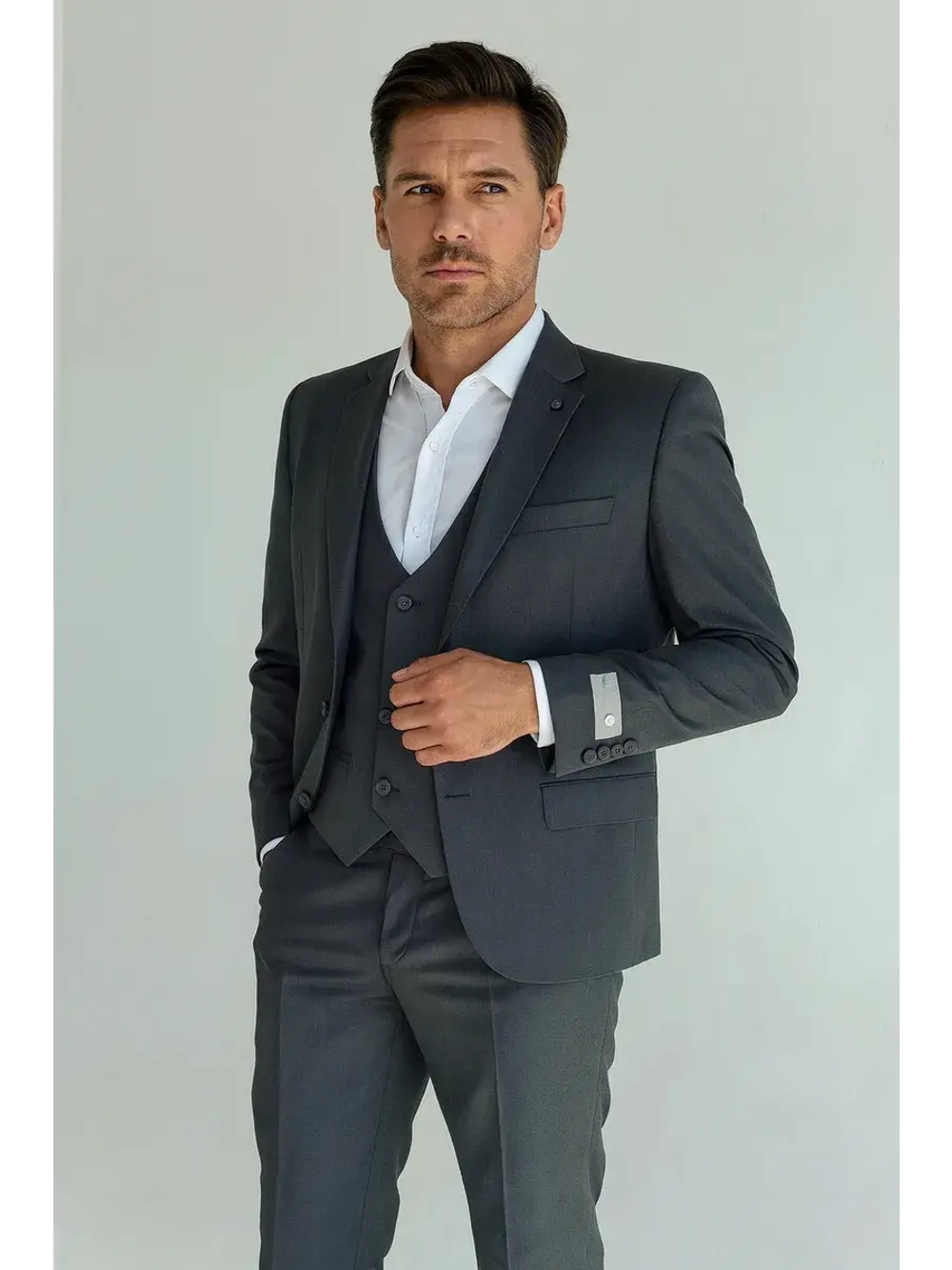 Костюм классический тройка