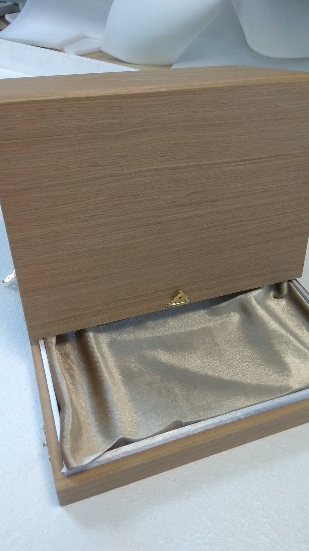 Футляр подарочный из шпона (дерево) под нанесение логотипа