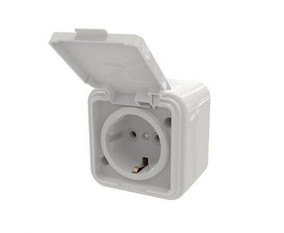 Розетка 1-местная с заземлением 16А IP44, с крышкой