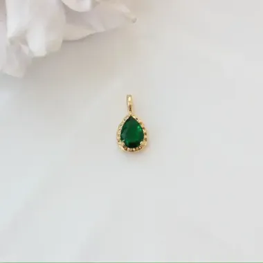 Подвеска Капля с тёмно-зелёным фианитом, 15*8 мм, позолота, П419