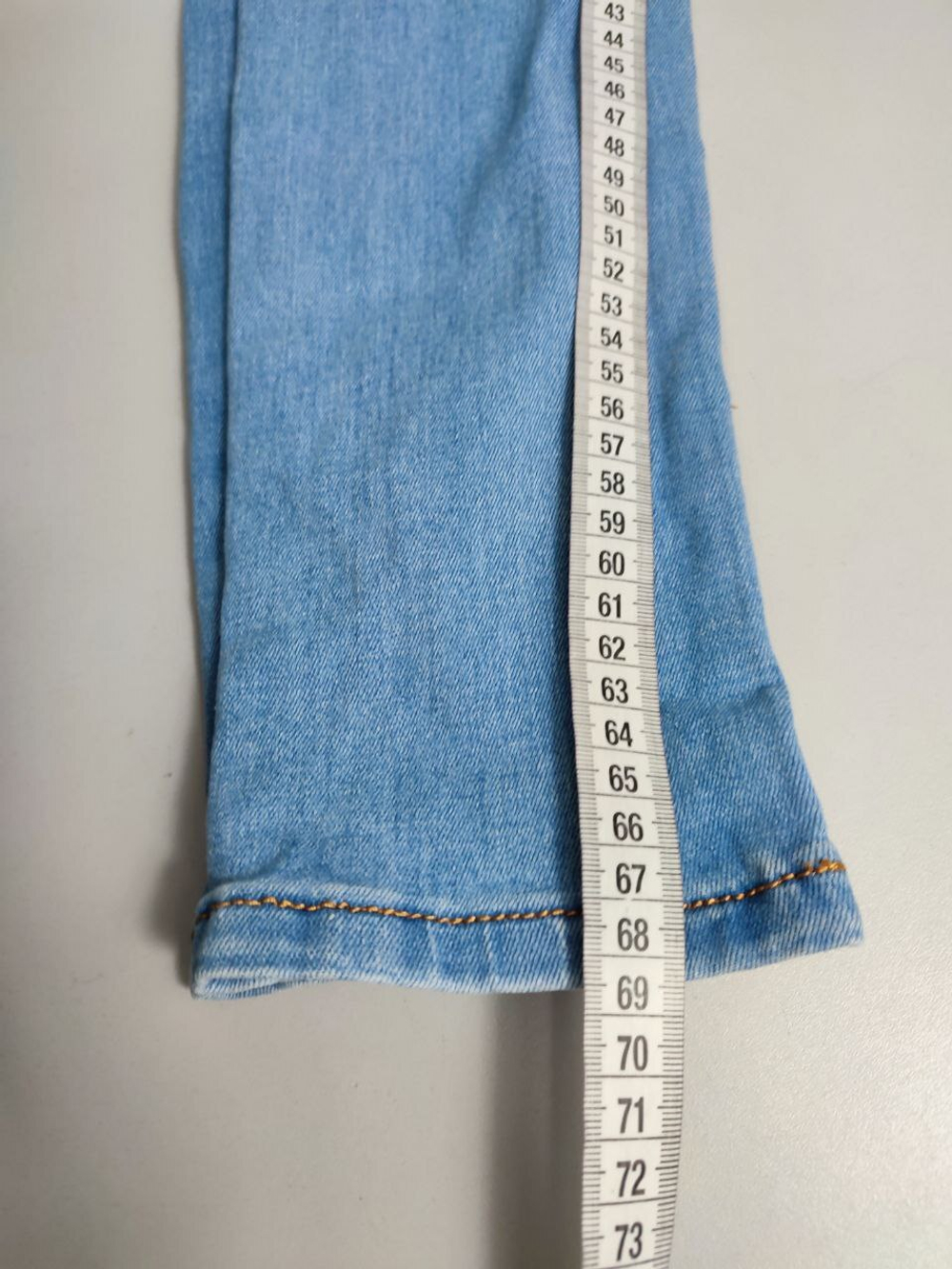 Джинсы зауженные 40/42 размер