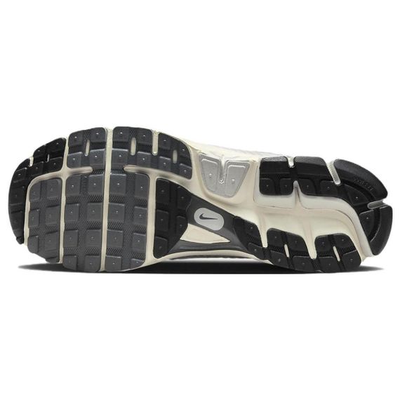 Nike Air Zoom Vomero 5 Беговые кроссовки Низкие Серый Черный Унисекс