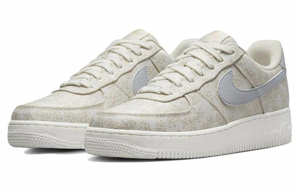 Кроссовки Nike Air Force 1 Low (Женская размерная сетка)
