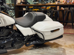 Harley-Davidson Road Glide 117, WHITE ONYX PRL/BLK, 2024