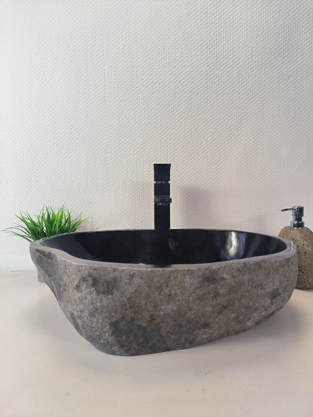 Раковина из речного камня RS-65606 54*38*15 из натурального камня
