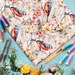 Ткань премиум мембрана птицы в цветущих ветвях