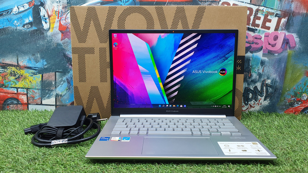 Ультрабук ASUS i5-11/16 Gb/2.5 K OLED 90Гц