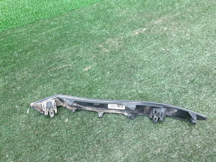 Накладка переднего бампера RR Evoque 2 (2018-2024)