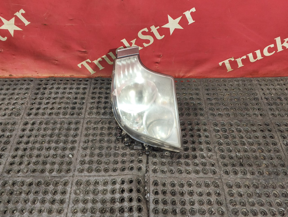 Фара левая 2019г.