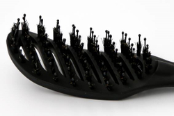 Щетка Hairway 9 рядная, изогнутая с щетиной