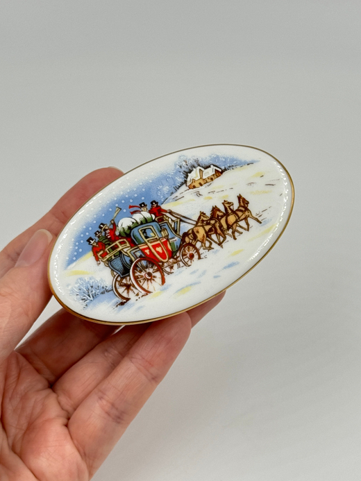 Шкатулка Карета зимой Coalport