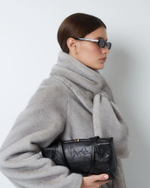 Шарф из искусственного меха норки серый