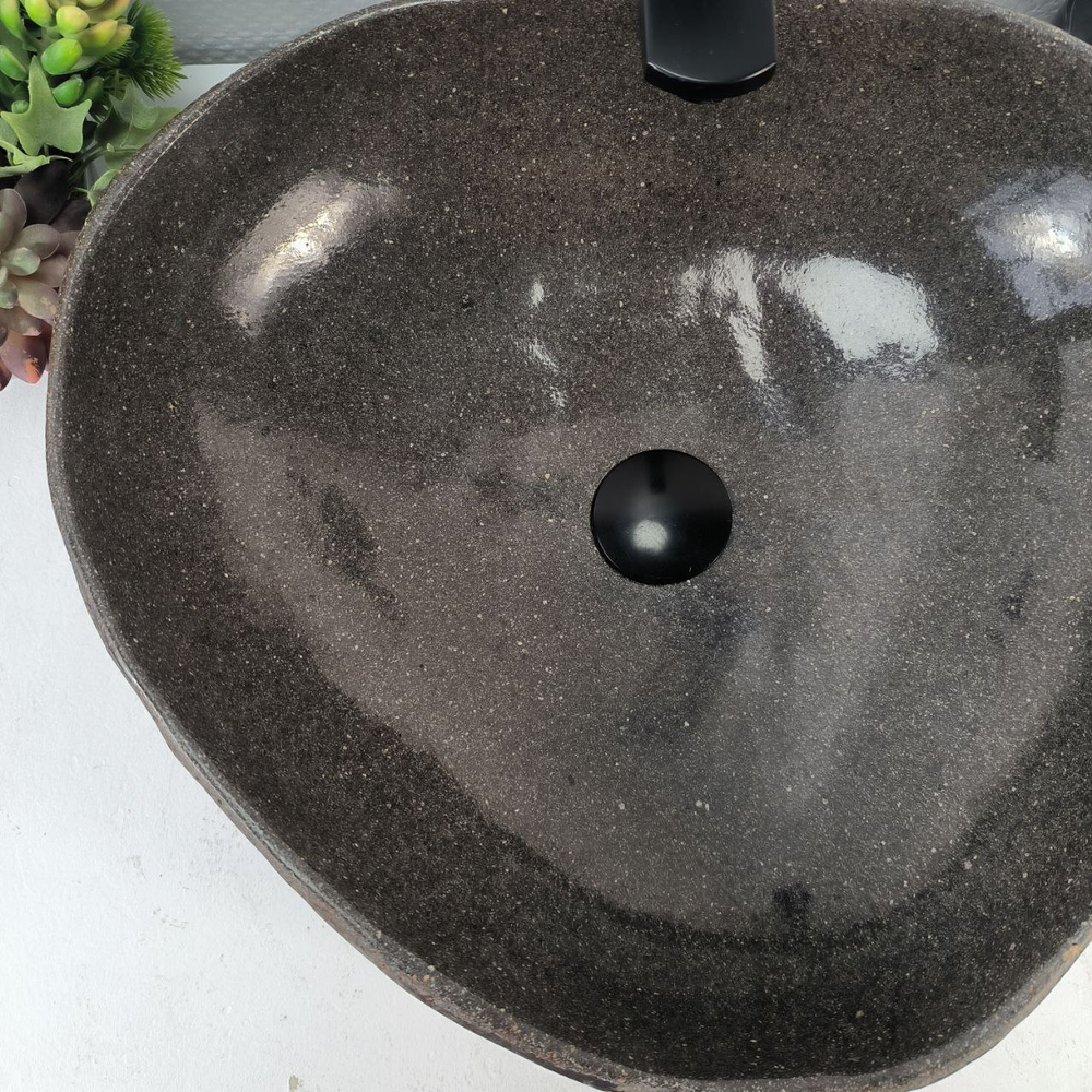 Раковина из речного камня RS-65257 48*44*15 0861
