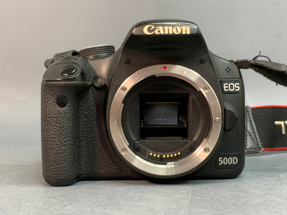 Canon EOS 500D kit 18-55mm 38.000 кадров