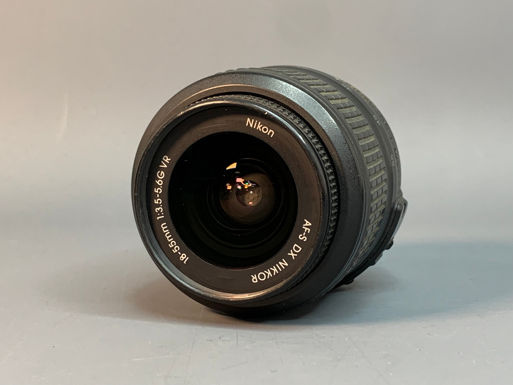 Nikon D5100 Kit 18-55mm 3.5-5.6G VR 149.000 кадров