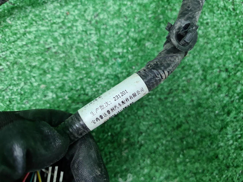 Проводка заднего бампера Geely Atlas 2 (2023-н.в.)