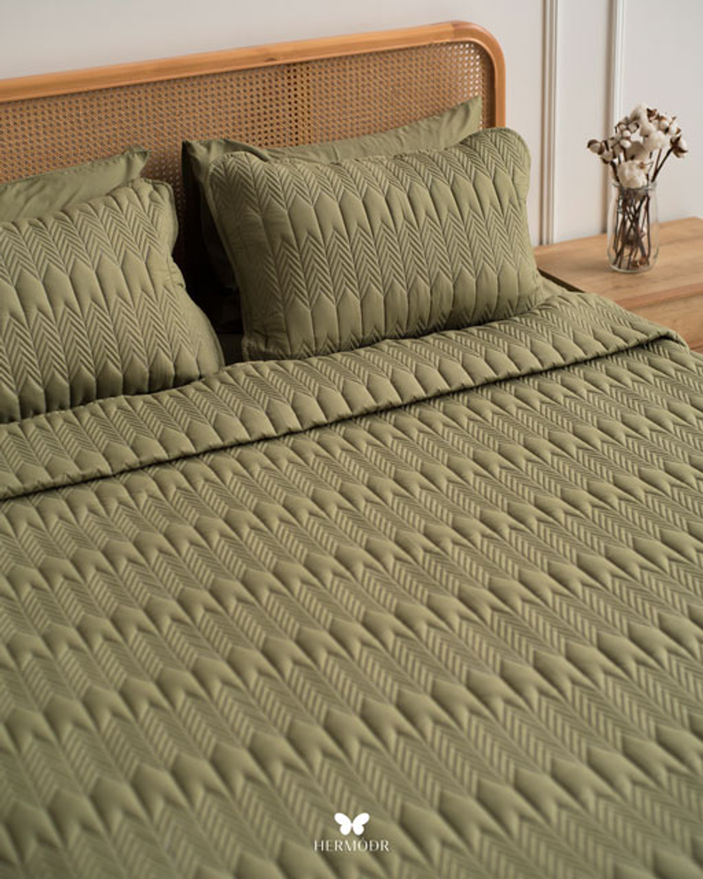 Комплект стеганного покрывала и 2 наволочек Kaj Green Hermodr 130220271 Иран