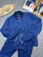 Мужской прогулочный костюм Kiton