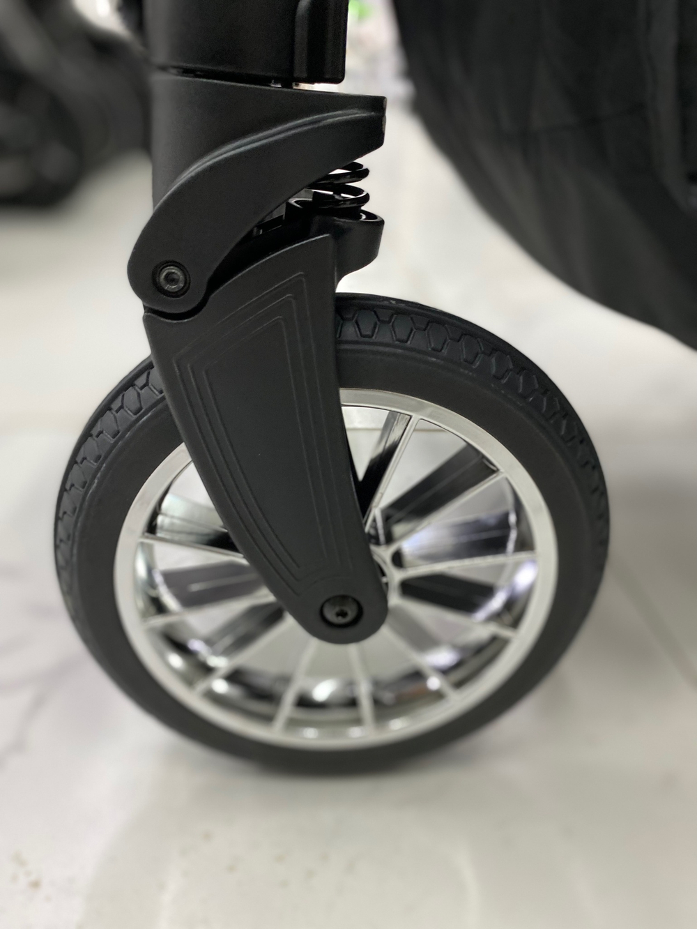 Детская модульная коляска 2в1 770 Чёрный текстиль серебристая рама