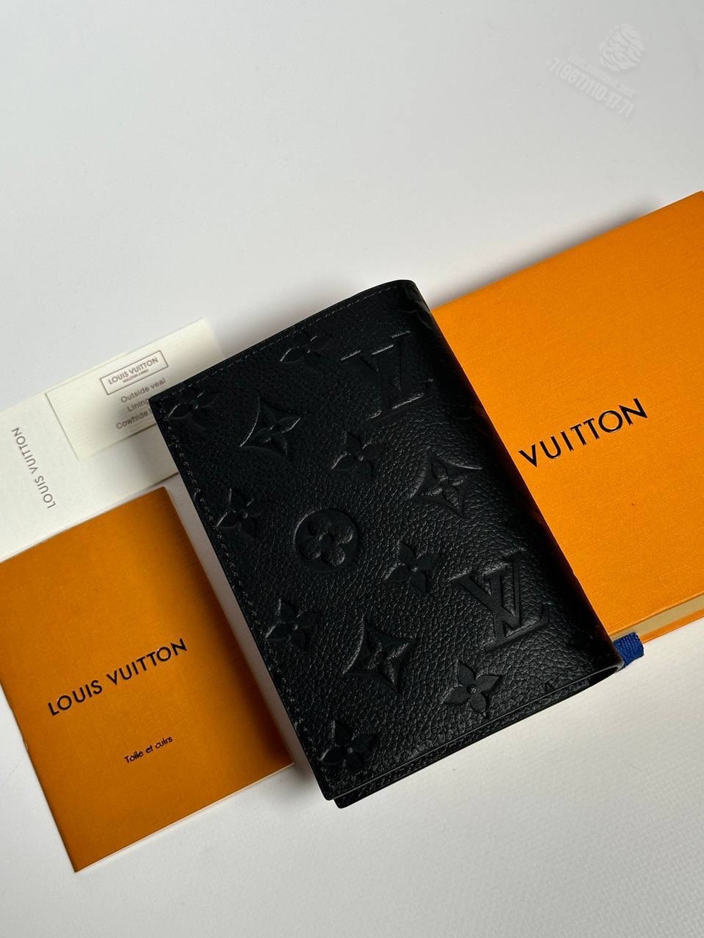 Обложка для паспорта Louis Vuitton