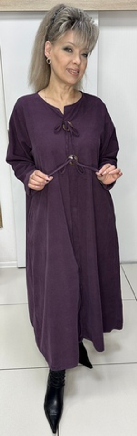 Итальянское вельветовое платье с 2 большими пуговками