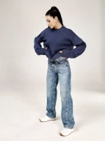 Свитер шерстяной