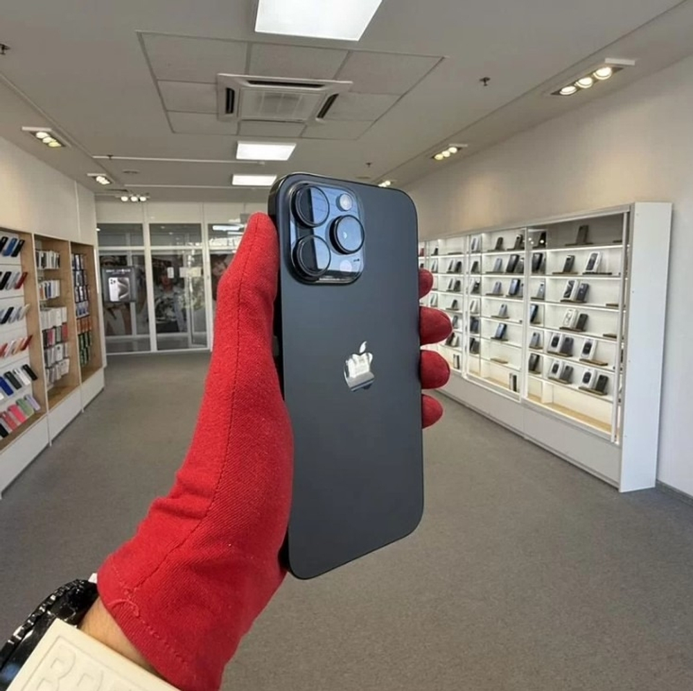 iPhone 16 Pro Max, 256 ГБ б/у