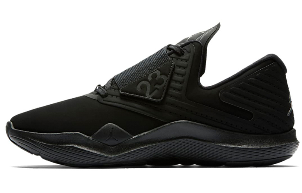 Кроссовки Jordan Relentless