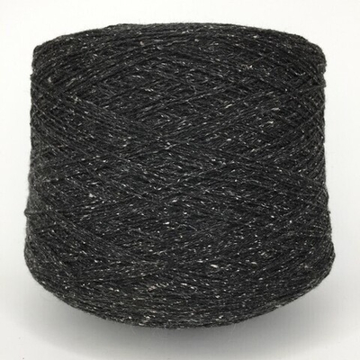 BIO YAK- Campionario Filati Naturali; 58% bio шелк, 22% як, 10% bio шерсть, 10% п/а; 700м/100гр; цвет: антрацит с белыми крапинками; твид ; Есть бобинки: 124, 164, 177, 169, 159, 184, 282гр. S505