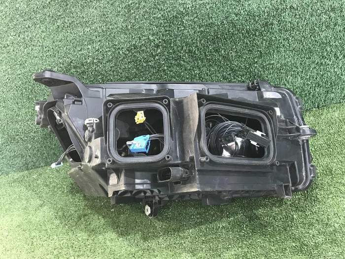 Фара левая Mercedes GLC X253 (2015-2019) LED