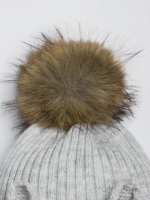 Шапка зимняя с помпоном и ушками для девочки