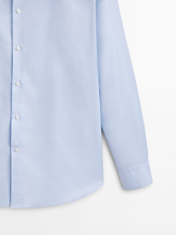 Massimo Dutti Немнущаяся рубашка облегающего кроя из рельефной ткани, небесно-голубой