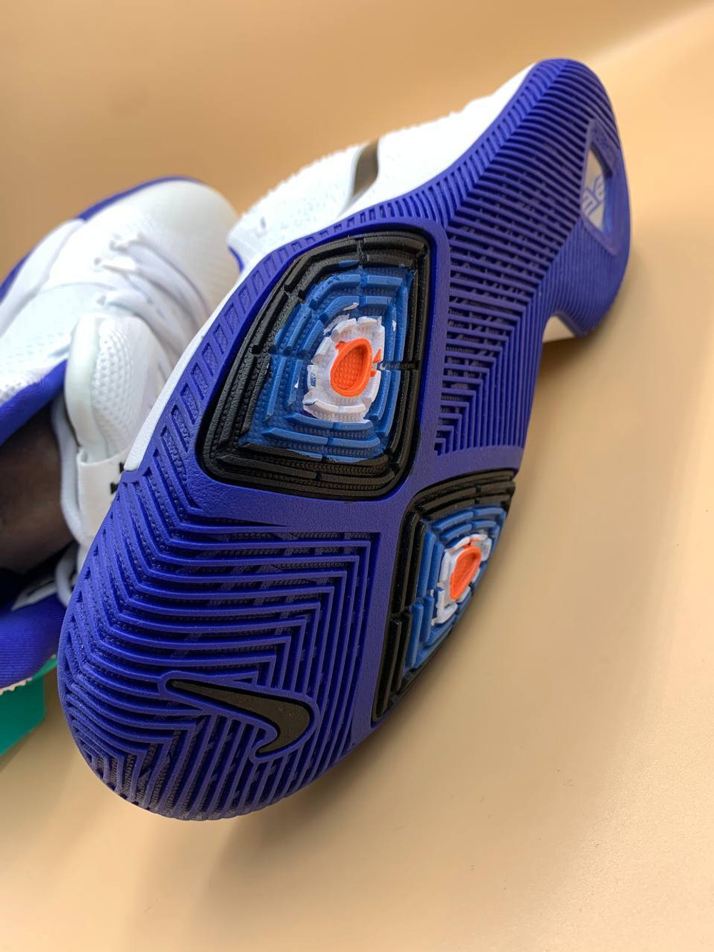 Duke kyrie 3 on sale