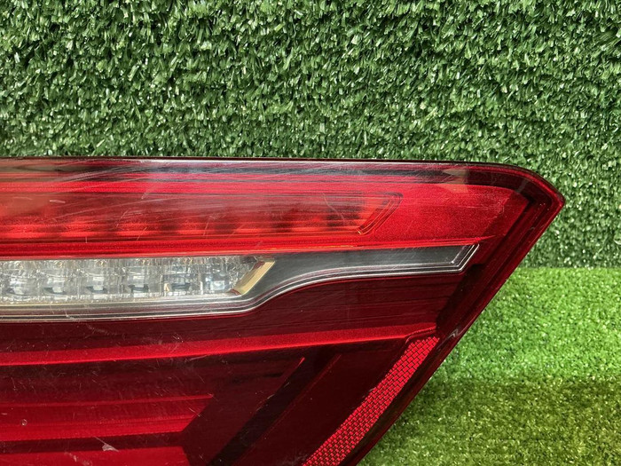 Фонарь левый внутренний BMW X6 F16 X6M F86 (14-20)