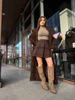 Пальто Agdali Brand однотонное прямого кроя на три пуговицы