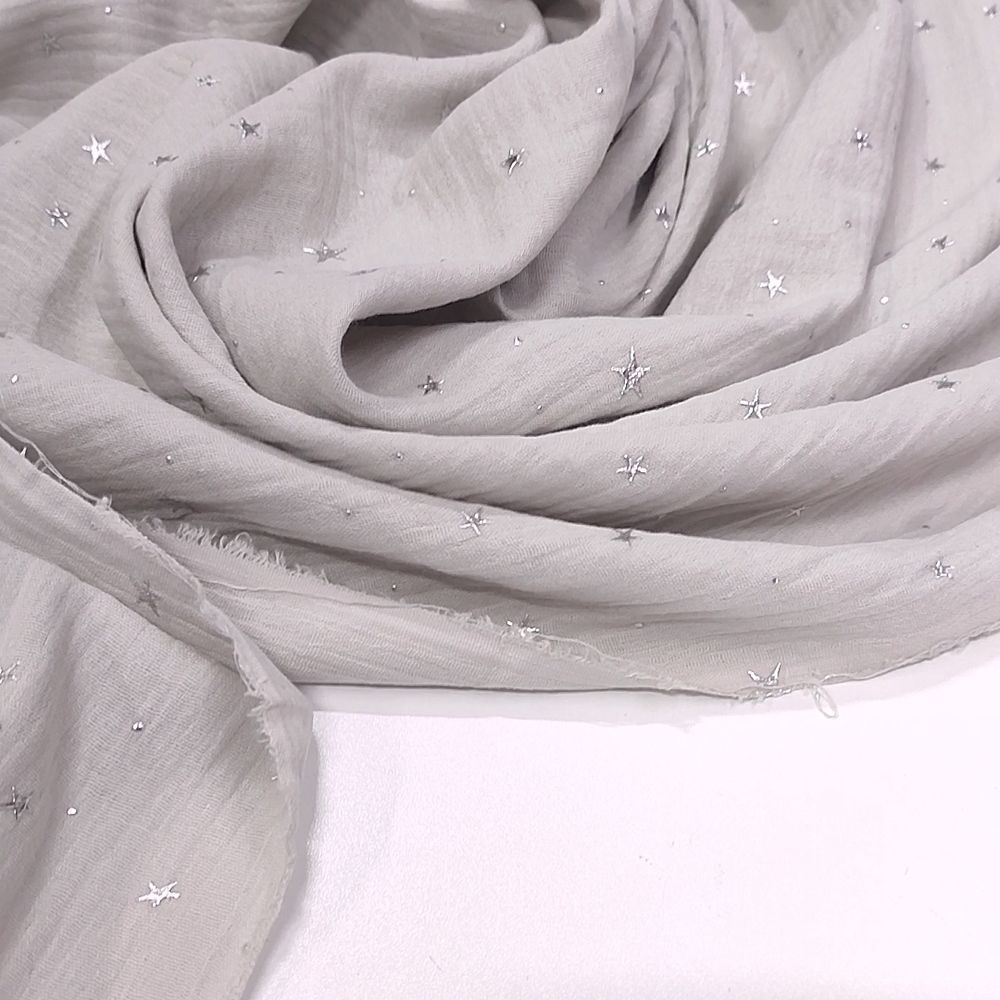 Серый беж с серебряными звёздами