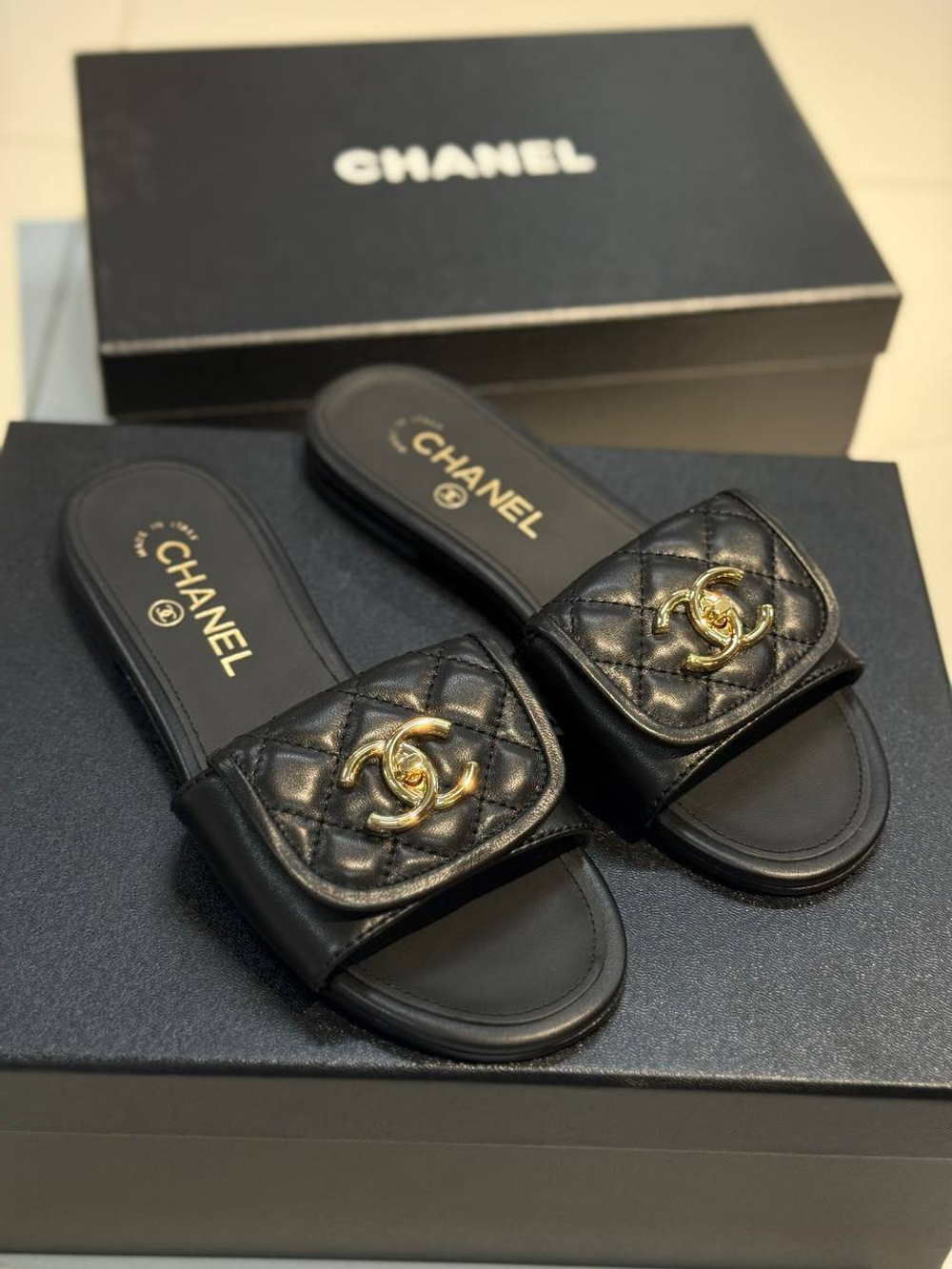 Шлепанцы CHANEL