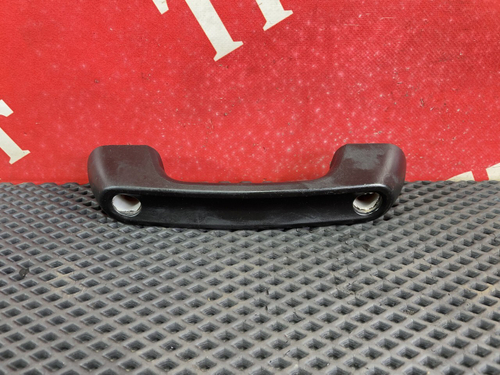 Ручка открывания капота