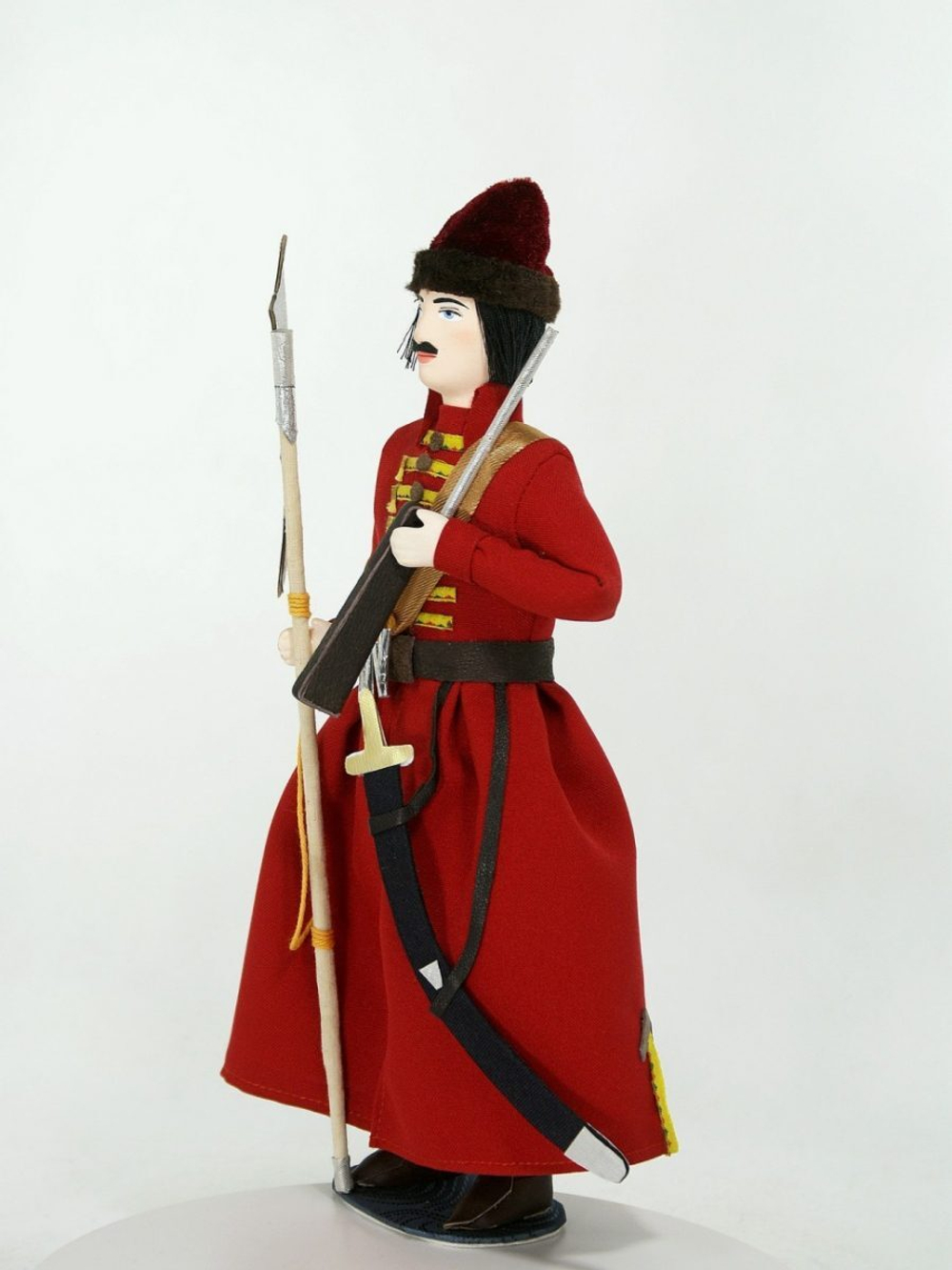 Кукла коллекционная фарфоровая Стрелец 17 век, Русь