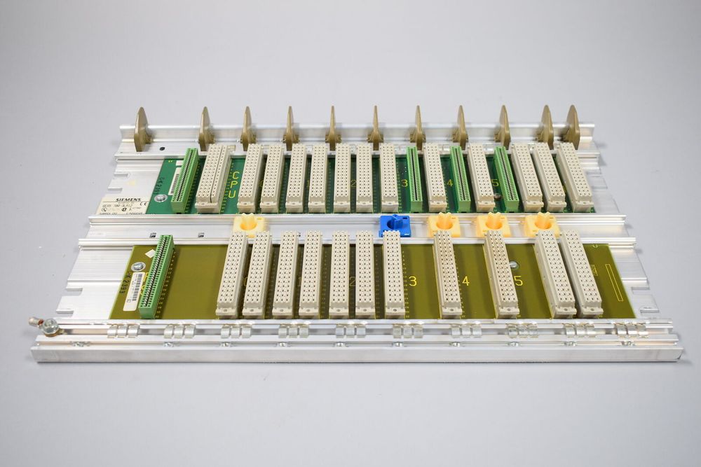 SIEMENS 6ES5700-3LA12