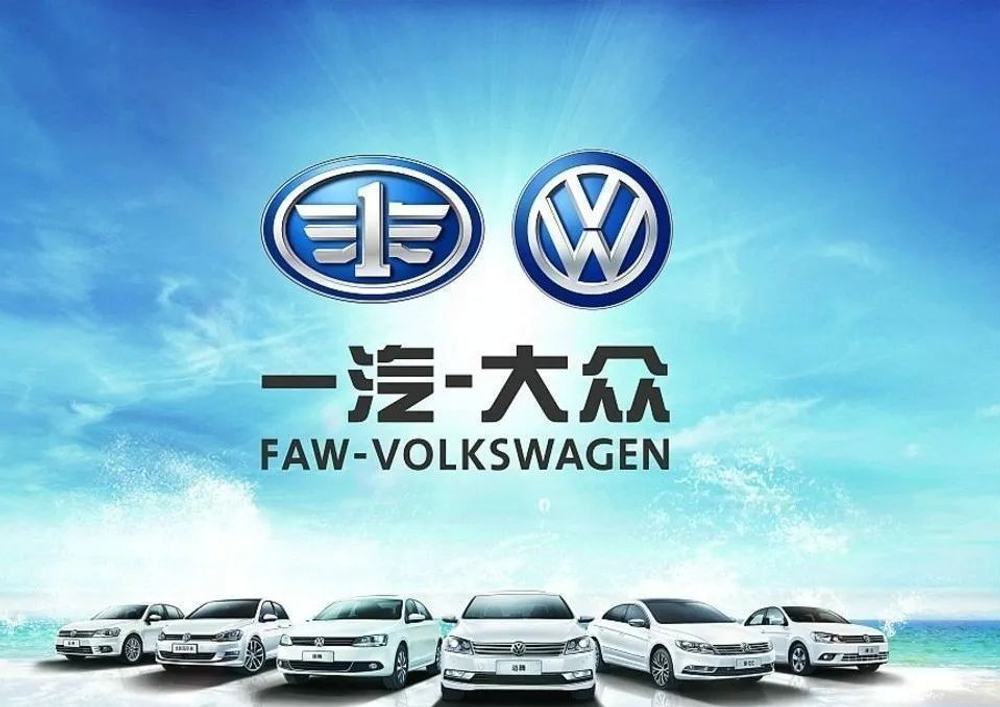 Насос системы охлаждения 1.2 TSI 03F121004E