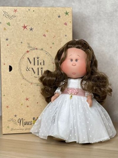 Кукла Nines виниловая 30см MIA CASE (3417)