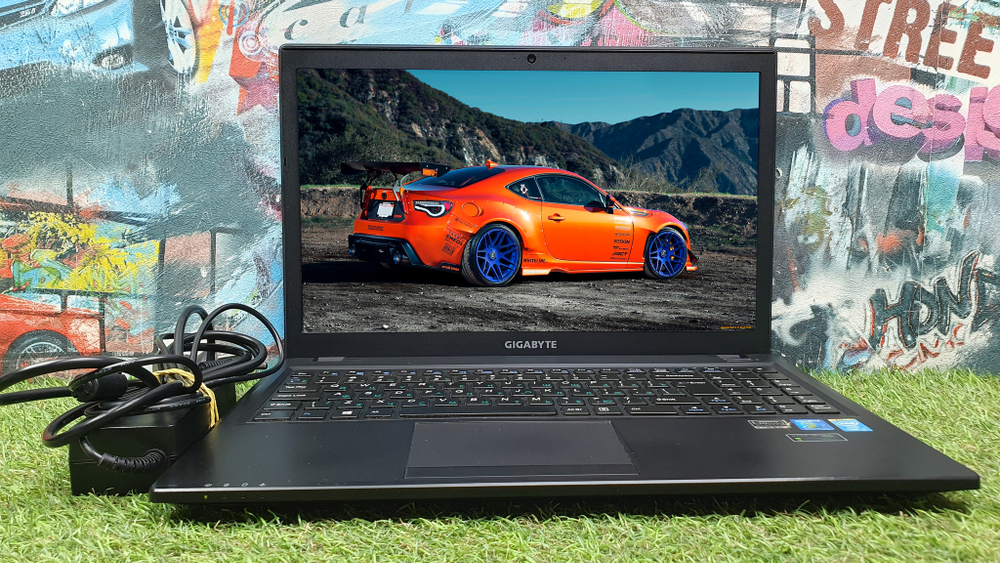 Ноутбук GIGABYTE i7/8 Gb/GT 740M 2 Gb